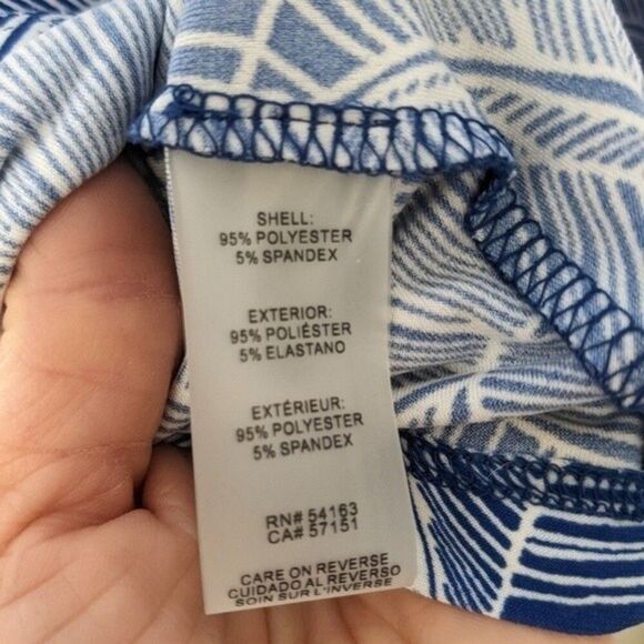 Tommy Hilfiger blue and white patterned poly/spandex tank - Large - Picture 4 of 7